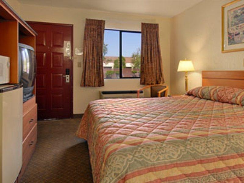 Travelodge Sacramento/Rancho Cordova Phòng bức ảnh